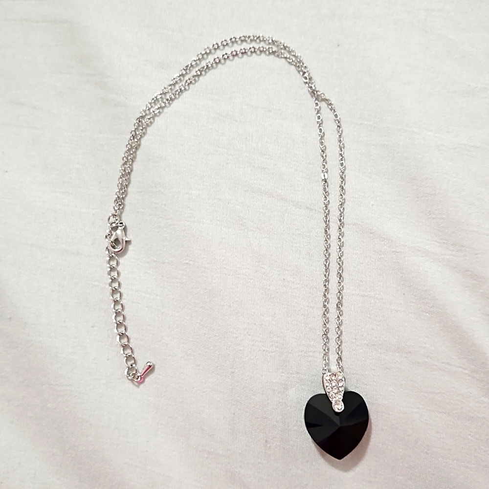 Forever crystals black heart